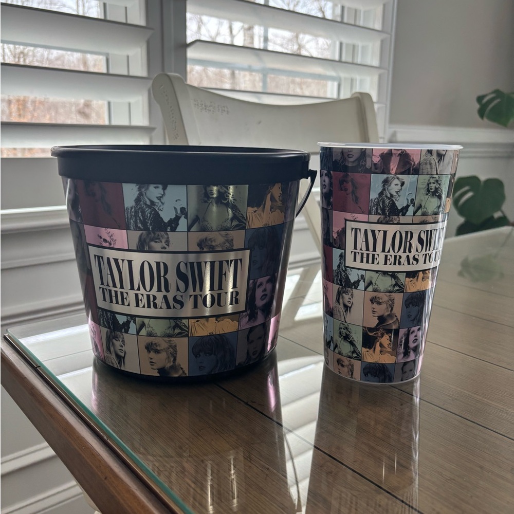 Taylor Swift The Eras Tour Decor Set - Black and Multicolor